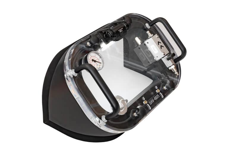 overview of a vacuum box epuipment for leak testing from flyingvision ref BAV4025A 90°