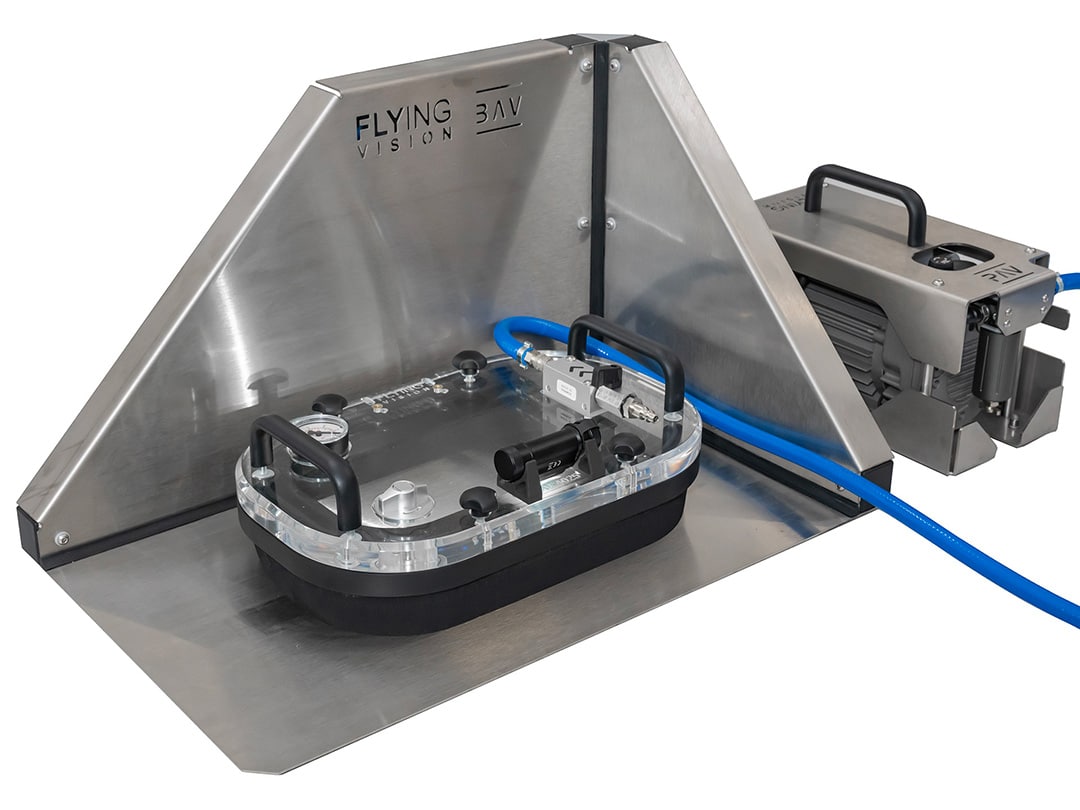 Demonstration of the BAV-4025 Vacuum Box's Capability to Inspect flat Welds