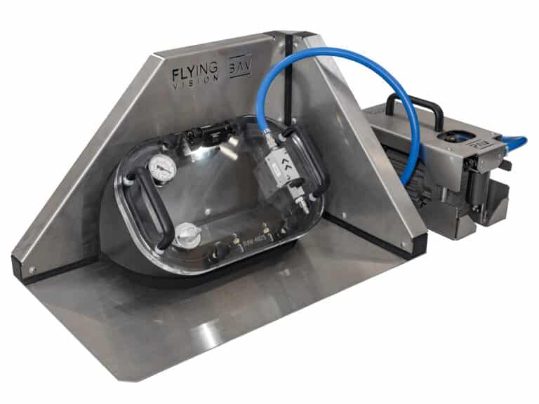 Vacuum box BAV-4025A 90° performing leak testing on internal fillet weld in a right-angle corner